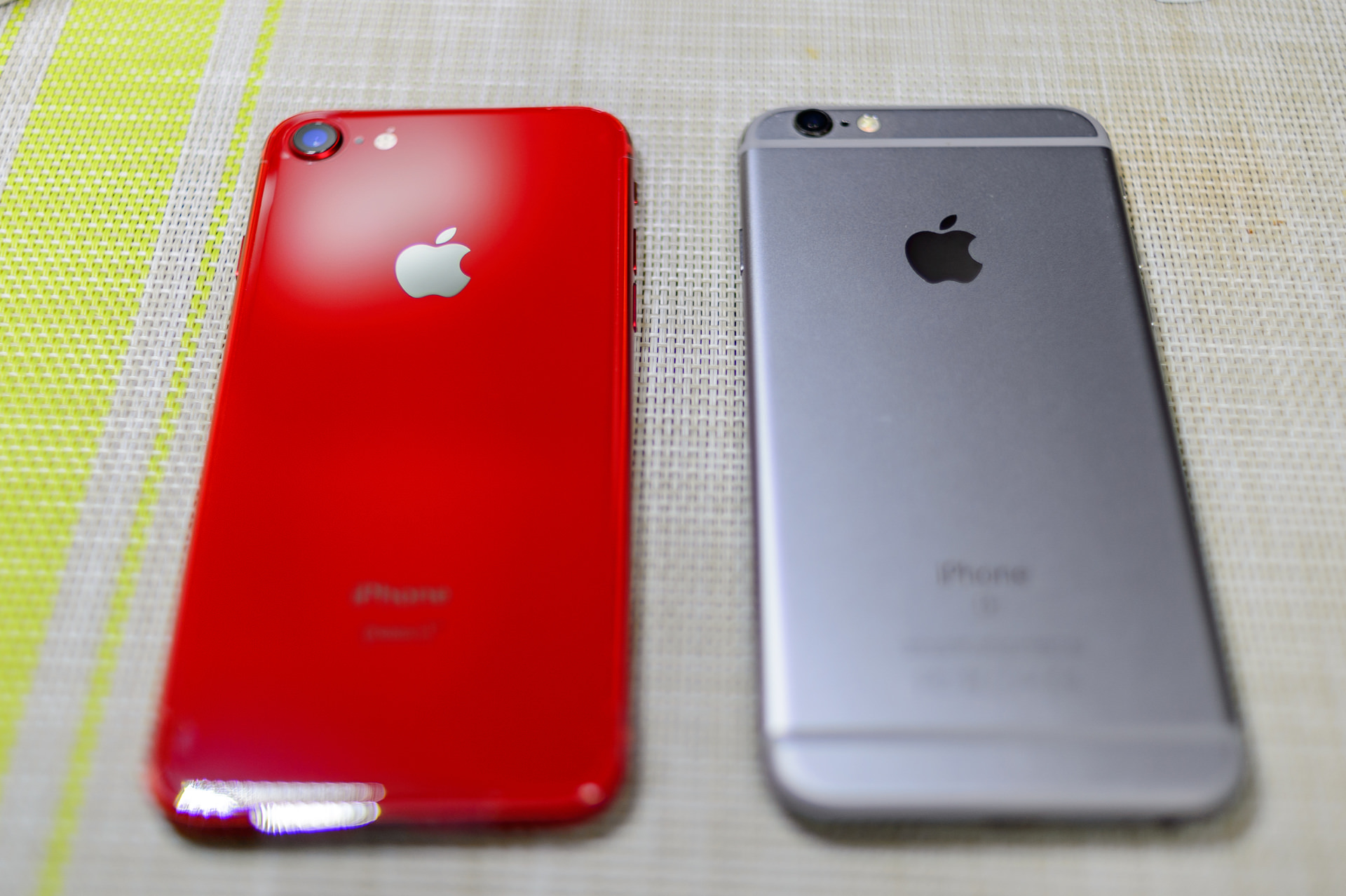 iPhone 8、(PRODUCT)RED