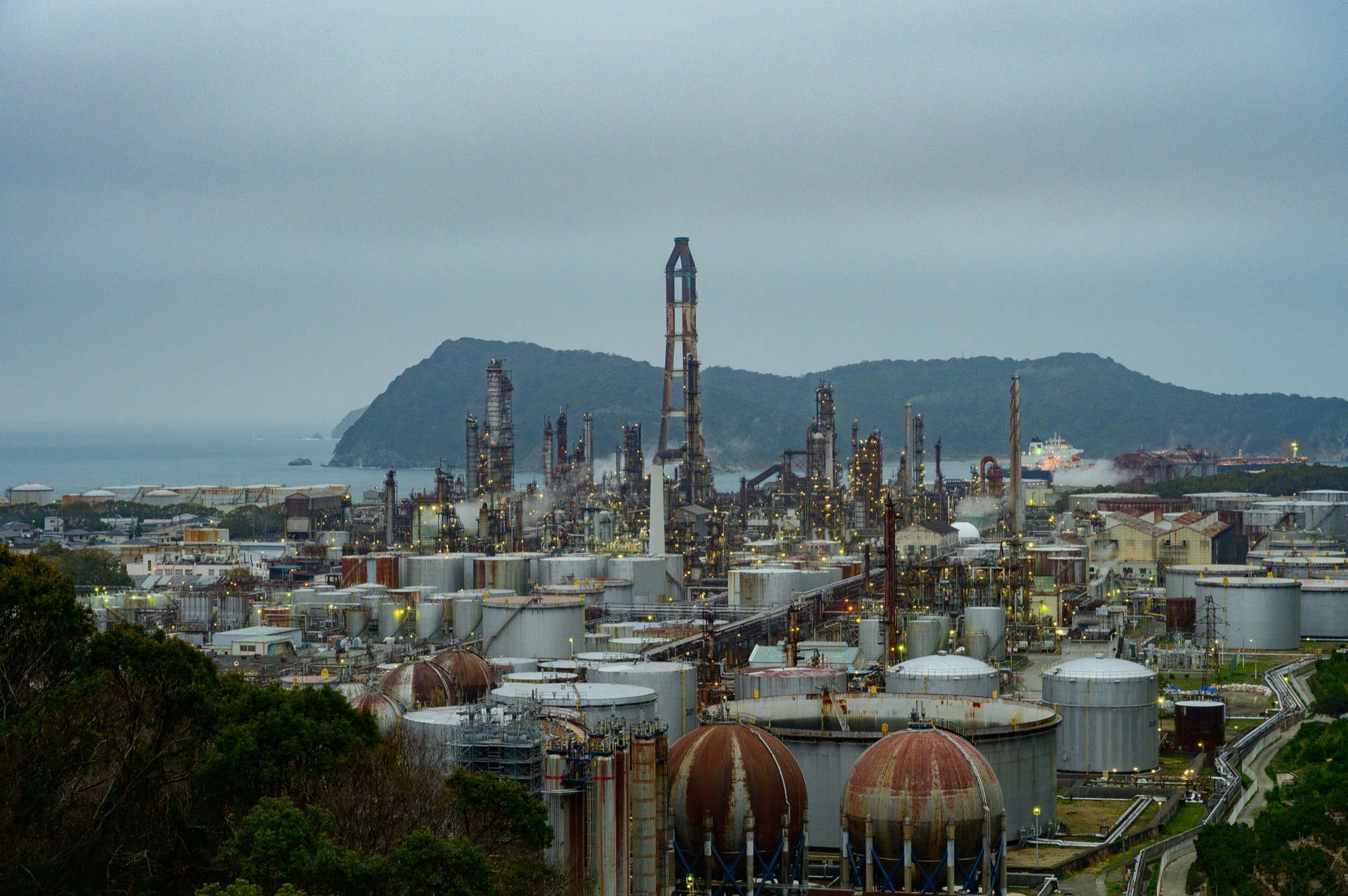 JXTGエネルギー和歌山製油所